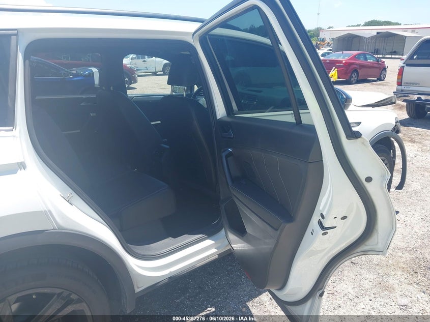 2023 Volkswagen Tiguan - widok 8