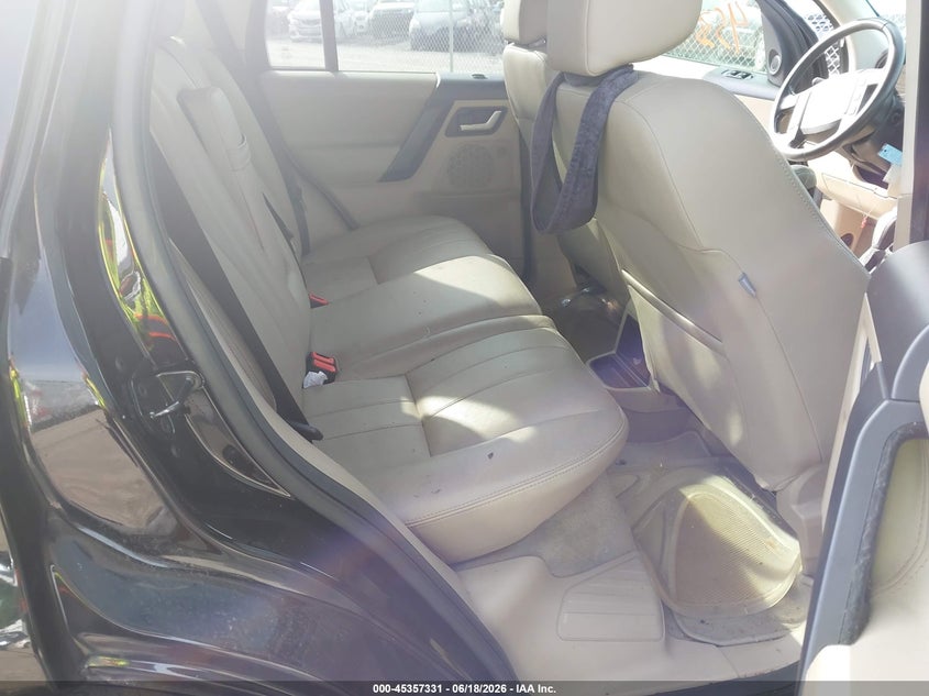 2012 LAND ROVER LR2 auction photo 8