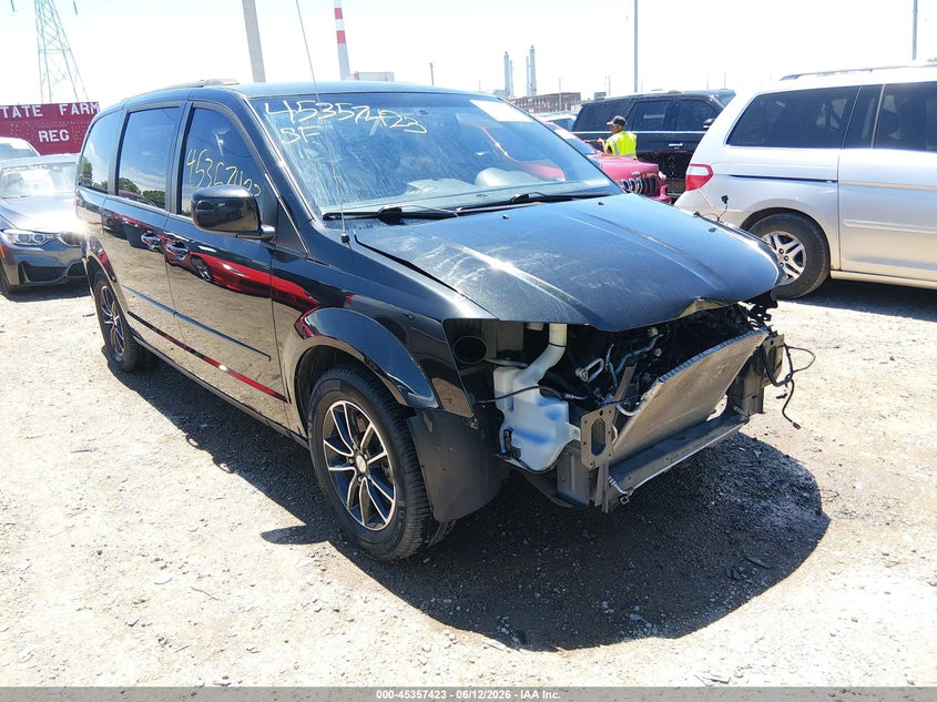 Vin: 2c4rdgeg6hr842157, lot: 45855384, dodge grand caravan gt 2017 img_1
