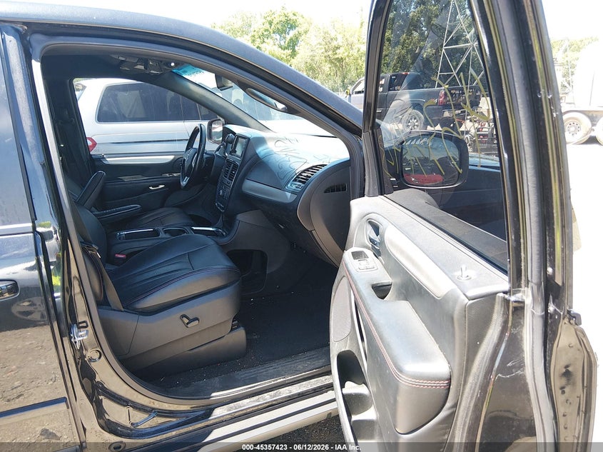 2017 DODGE GRAND CARAVAN auction photo 5