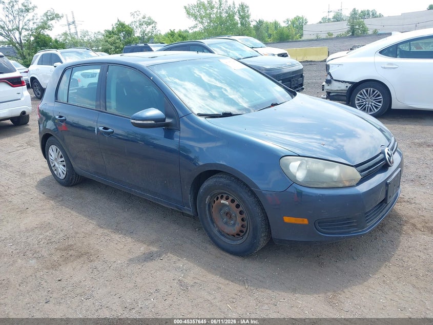 2010 Volkswagen Golf 4-Door