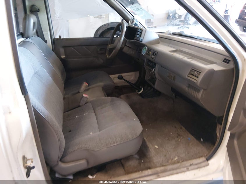 1995 ISUZU CONVENTIONAL auction photo 5