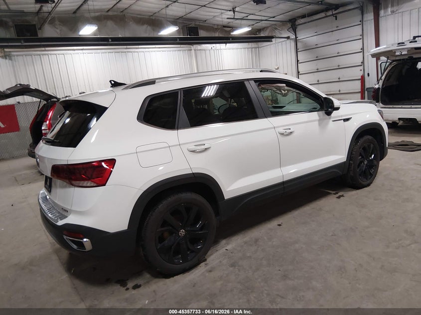 2022 VOLKSWAGEN TAOS auction photo 4
