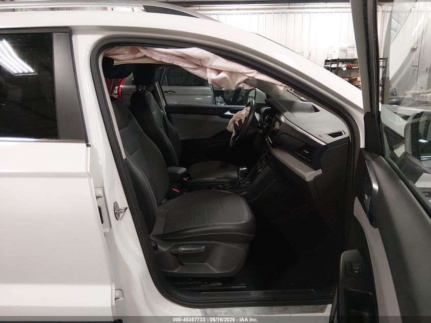 2022 VOLKSWAGEN TAOS auction photo 5