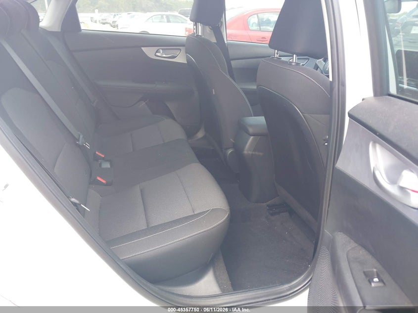 VIN 3KPF24AD0RE793348 2024 KIA FORTE LXS