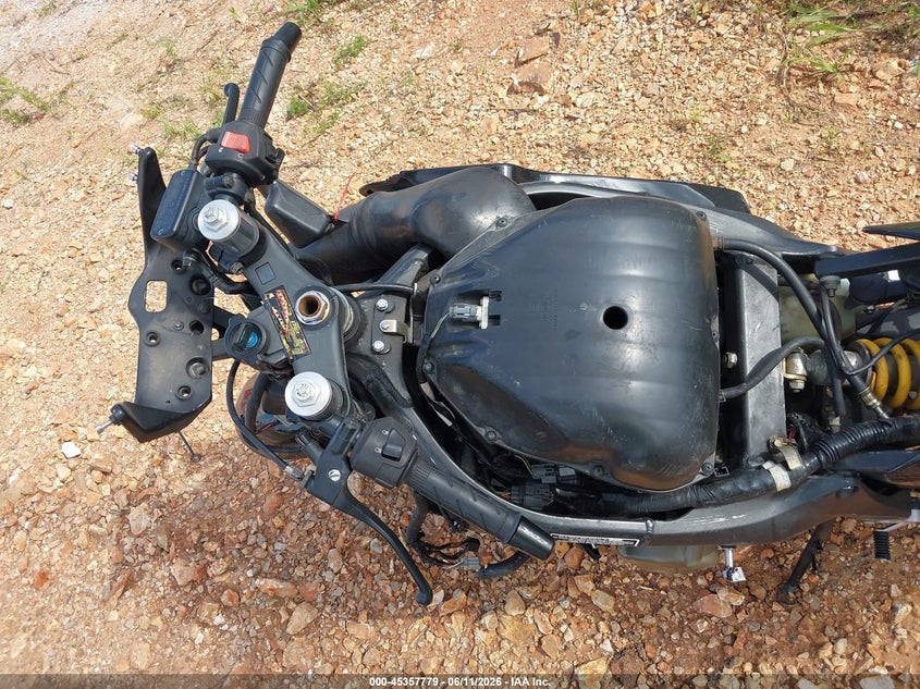 2001 HONDA CBR SPORT_BIKE 4