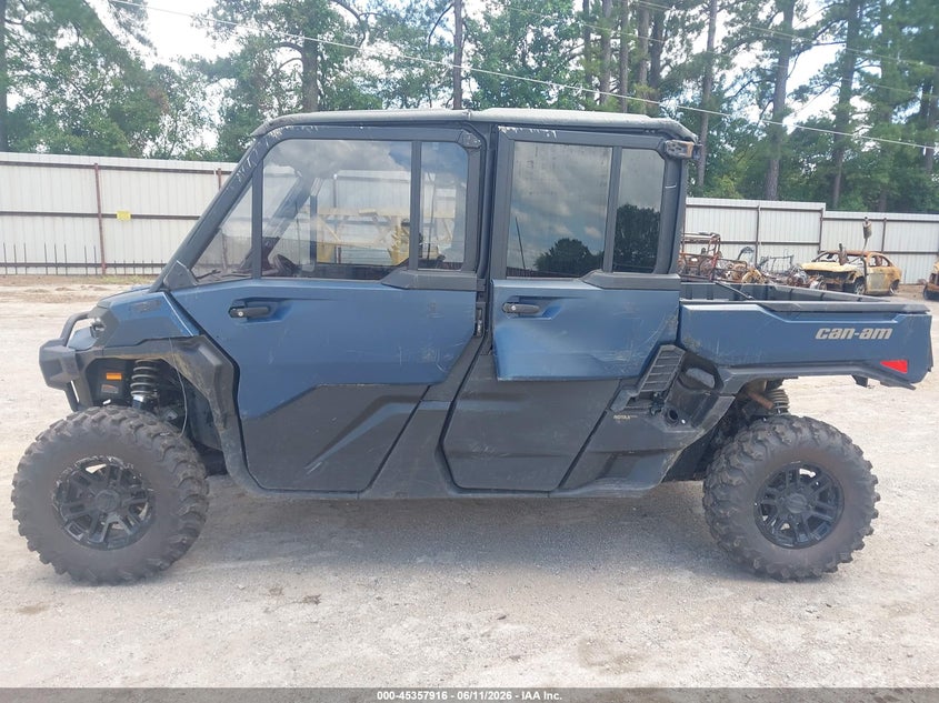 2026 CAN-AM/ BRP TRAXTER CAN-AM DEFENDER MAX 3