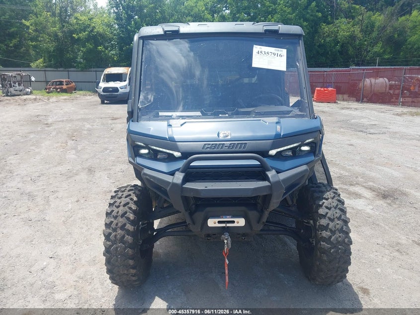 2026 CAN-AM/ BRP TRAXTER CAN-AM DEFENDER MAX 3
