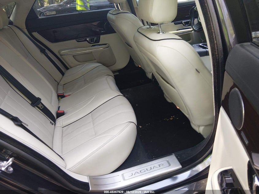 2014 JAGUAR XJ auction photo 8