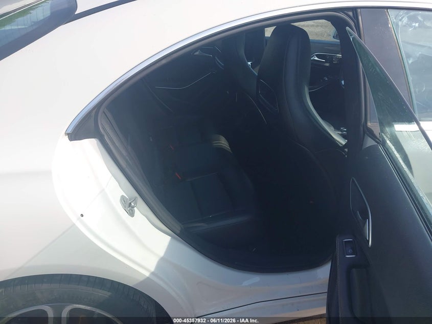 2014 MERCEDES-BENZ CLA 250 auction photo 8