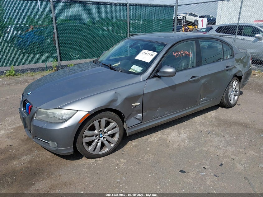 2009 BMW 335I auction photo 2
