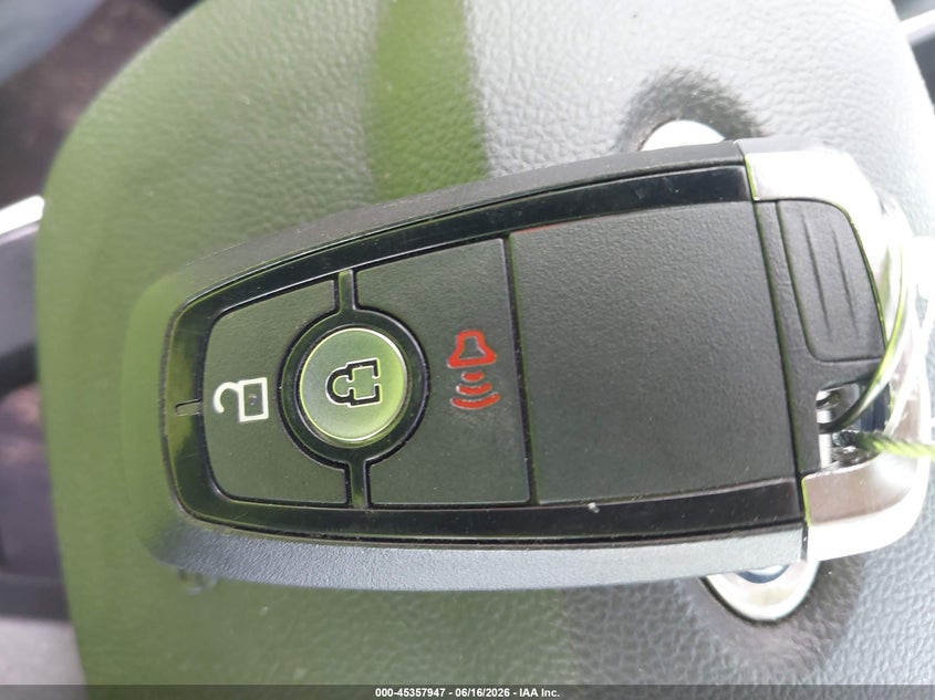 VIN 1FMCU0G60LUB23219 2020 FORD ESCAPE SE