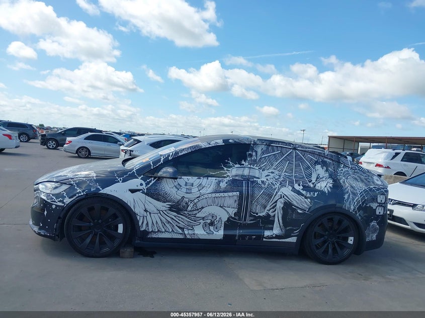 2022 Tesla Model X Dual Motor All-Wheel Drive VIN: 7SAXCAE50NF357366 Lot: 45357957
