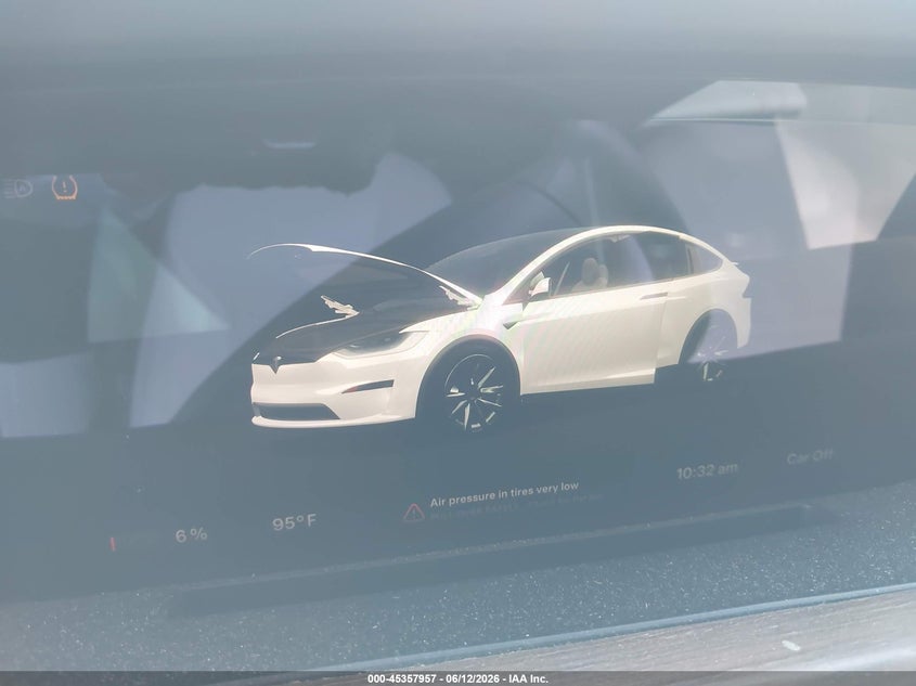 2022 Tesla Model X Dual Motor All-Wheel Drive VIN: 7SAXCAE50NF357366 Lot: 45357957