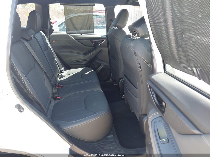 2023 SUBARU FORESTER auction photo 8