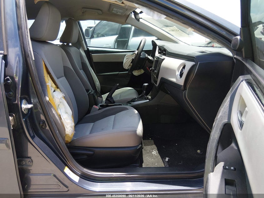 2018 TOYOTA COROLLA auction photo 5