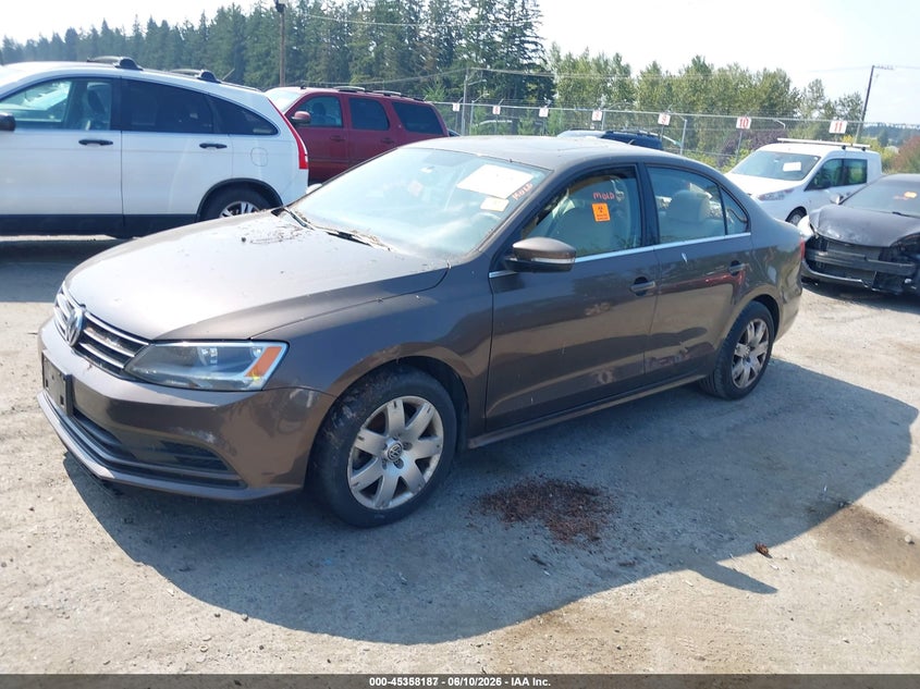 2015 VOLKSWAGEN JETTA auction photo 2