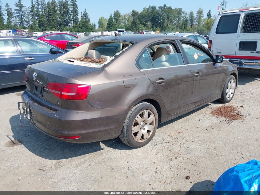 2015 VOLKSWAGEN JETTA auction photo 4