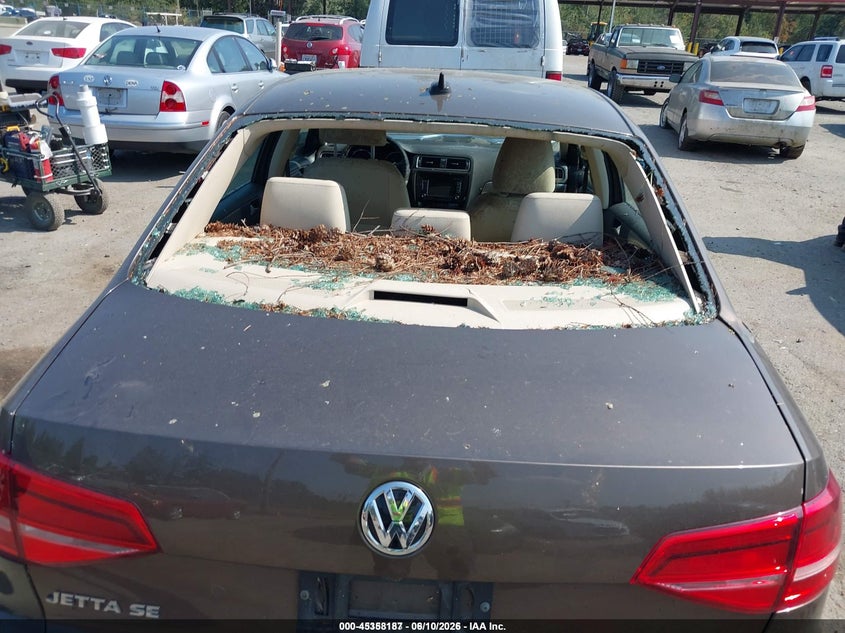 2015 VOLKSWAGEN JETTA auction photo 6