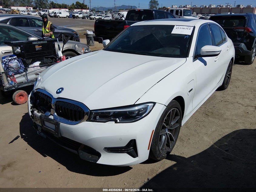 Vin: 3mw5p7j0xn8c22886, lot: 45856225, bmw 330e 20222
