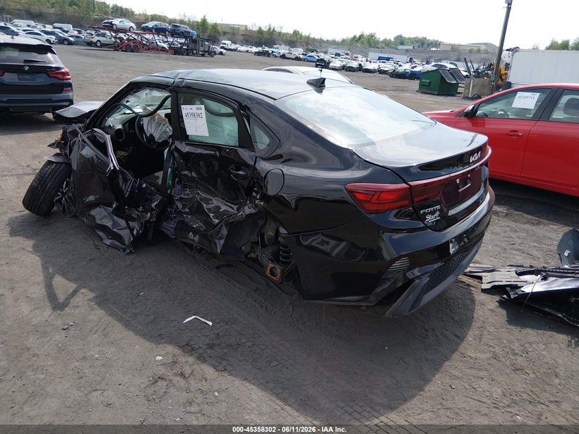 VIN 3KPF24AD8NE449485 2022 KIA FORTE LXS