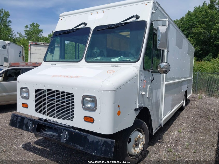 2021 FREIGHTLINER MT55G auction photo 2