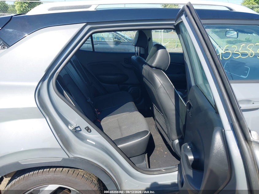 2022 HYUNDAI VENUE auction photo 8