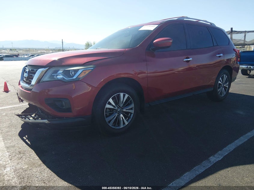 2017 NISSAN PATHFINDER auction photo 2