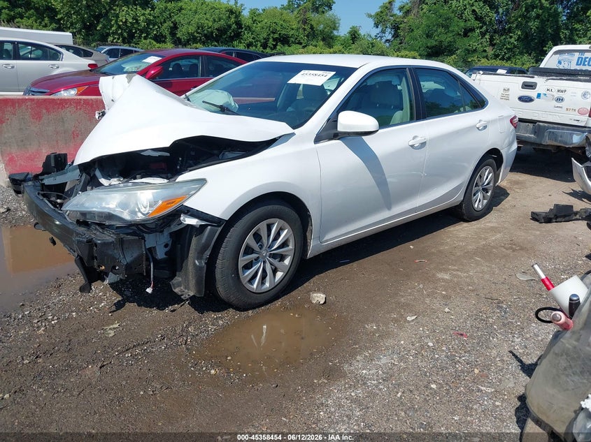 2015 Toyota Camry Le 4T1BF1FK2FU474843 photo 1