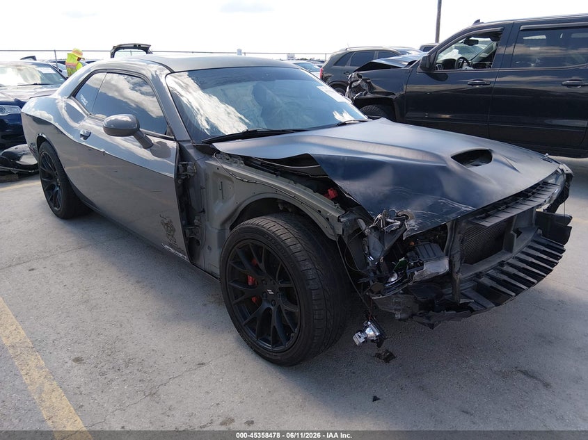 Vin: 2c3cdzfjxjh124123, lot: 45856439, dodge challenger r/t 392 2018 img_1