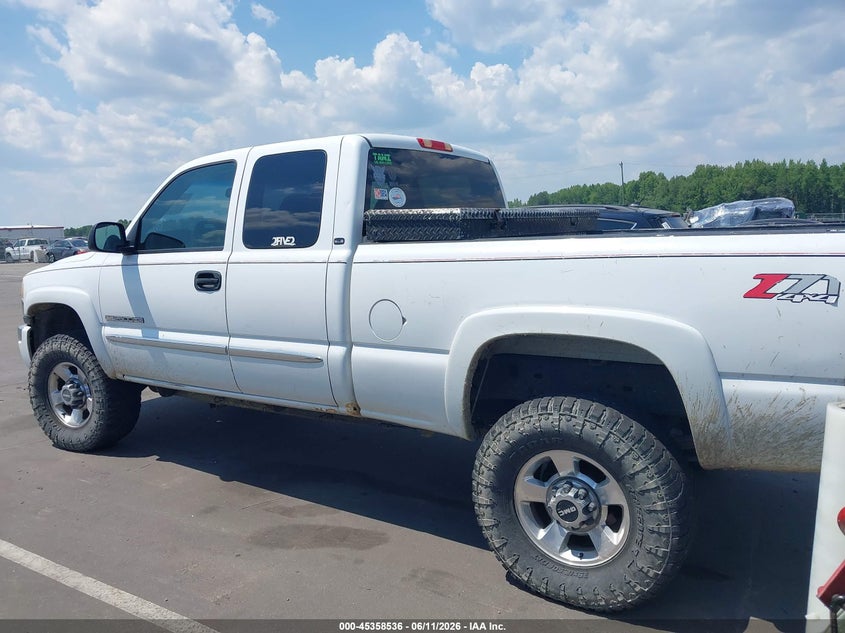 2006 GMC SIERRA TRUCK 6.0L V-8 300HP