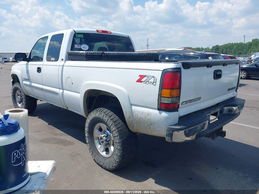 2006 GMC SIERRA TRUCK 6.0L V-8 300HP