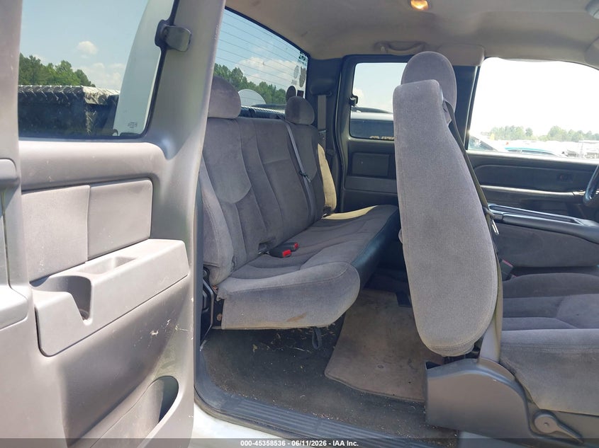 2006 GMC SIERRA TRUCK 6.0L V-8 300HP