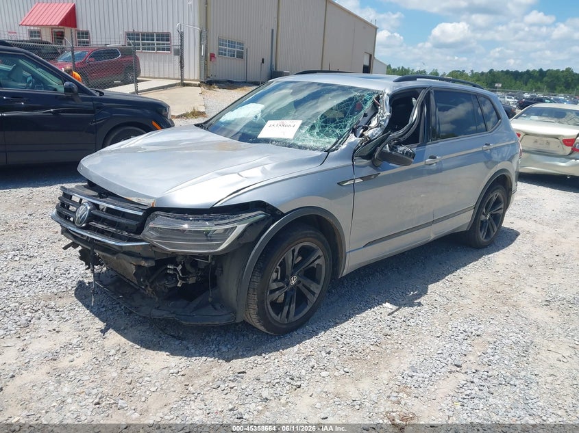 2023 VOLKSWAGEN TIGUAN auction photo 2