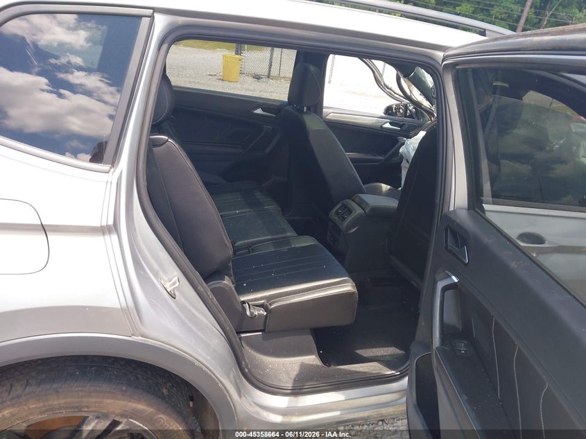 2023 VOLKSWAGEN TIGUAN auction photo 8