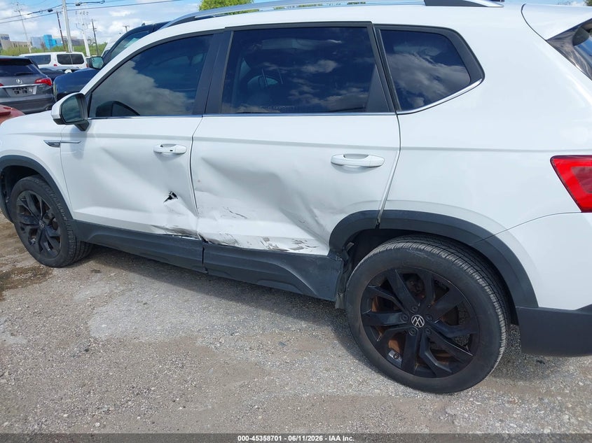 2022 Volkswagen Taos 1.5T Se VIN: 3VVTX7B20NM033165 Lot: 45358701