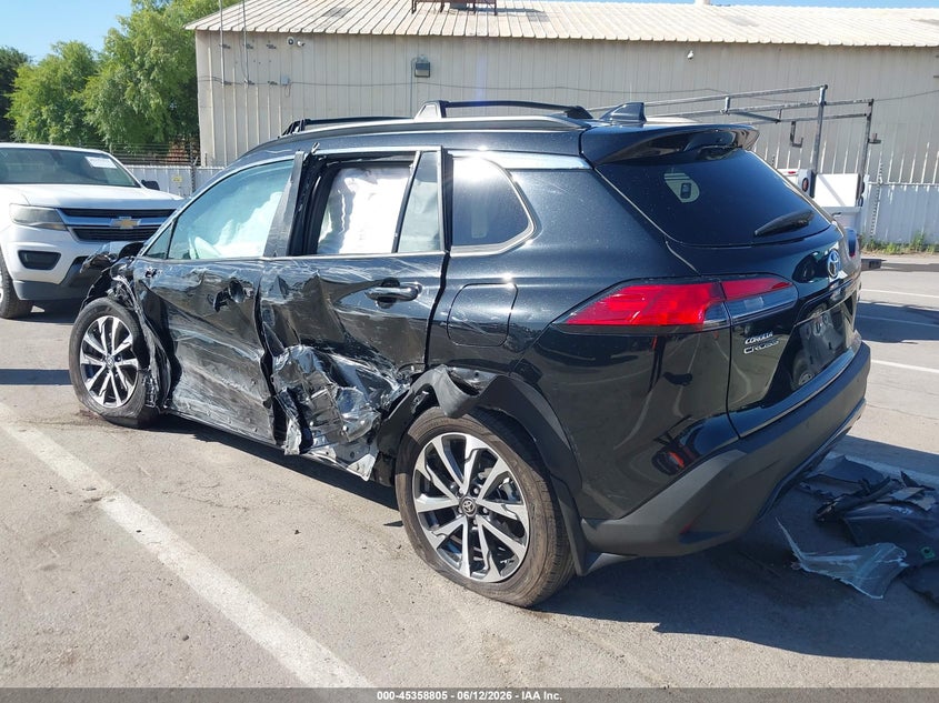 2023 TOYOTA COROLLA CROSS auction photo 3