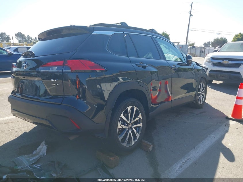 2023 TOYOTA COROLLA CROSS auction photo 4