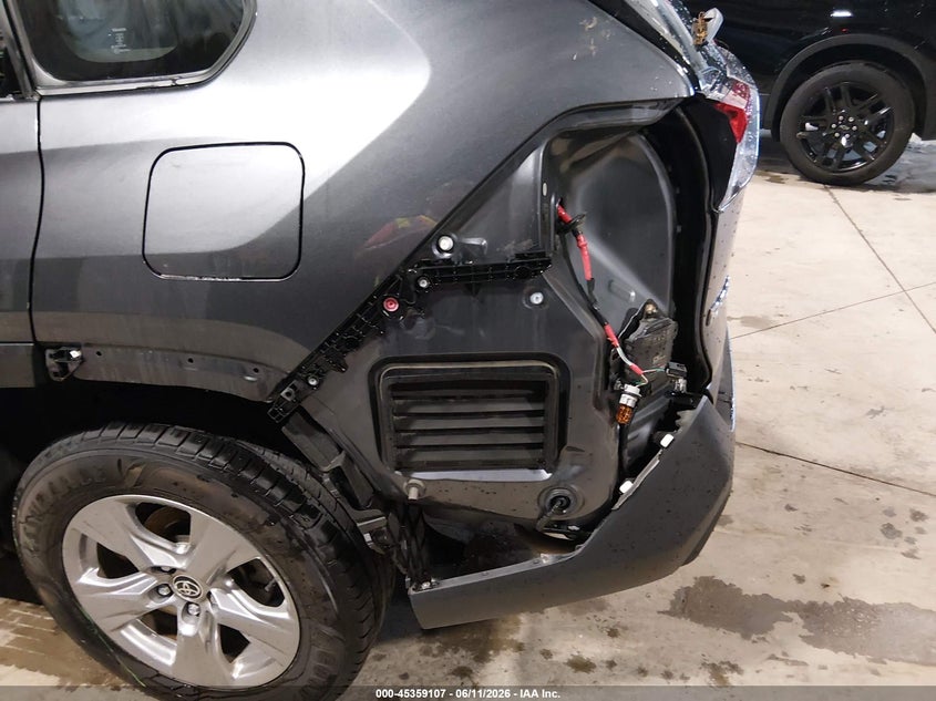 AtlanticExpress - Toyota RAV4 Hybrid