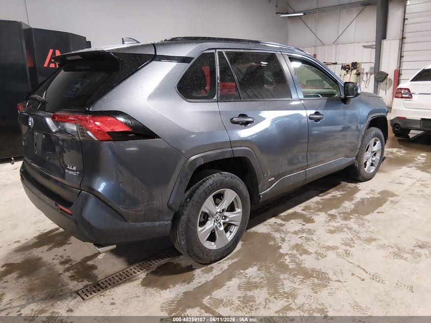 AtlanticExpress - Toyota RAV4 Hybrid