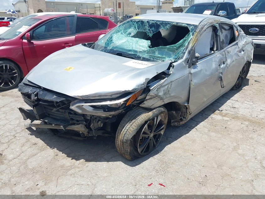 2020 NISSAN SENTRA auction photo 2
