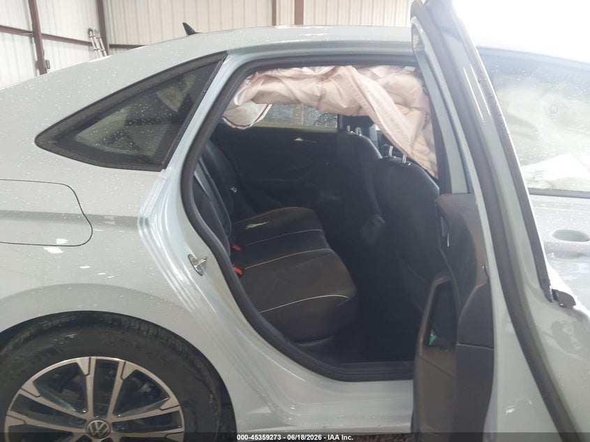 2025 VOLKSWAGEN JETTA auction photo 8