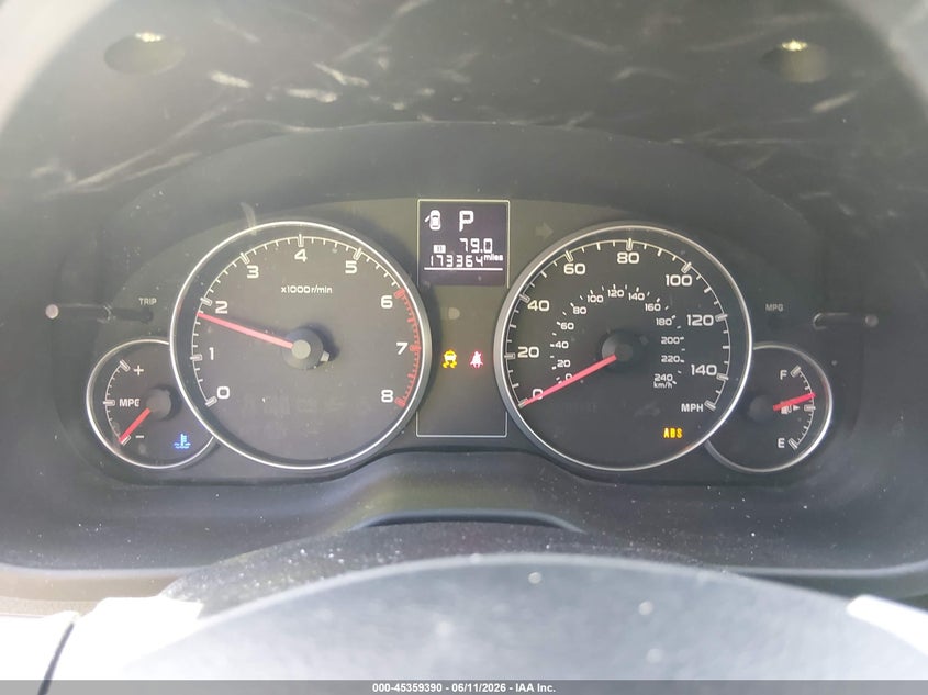 2013 SUBARU LEGACY auction photo 7