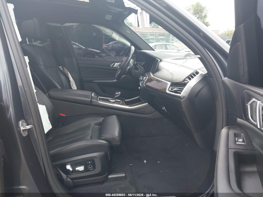 BMW X5 2021 VIN 5UXCR6C01M9H72141