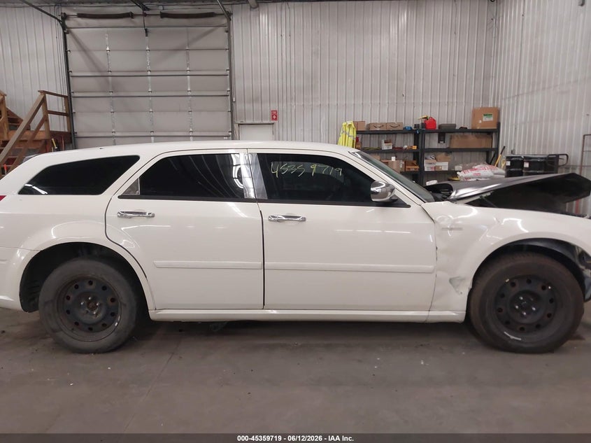 2005 Dodge Magnum Se VIN: 2D4FV48T85H628590 Lot: 45359719