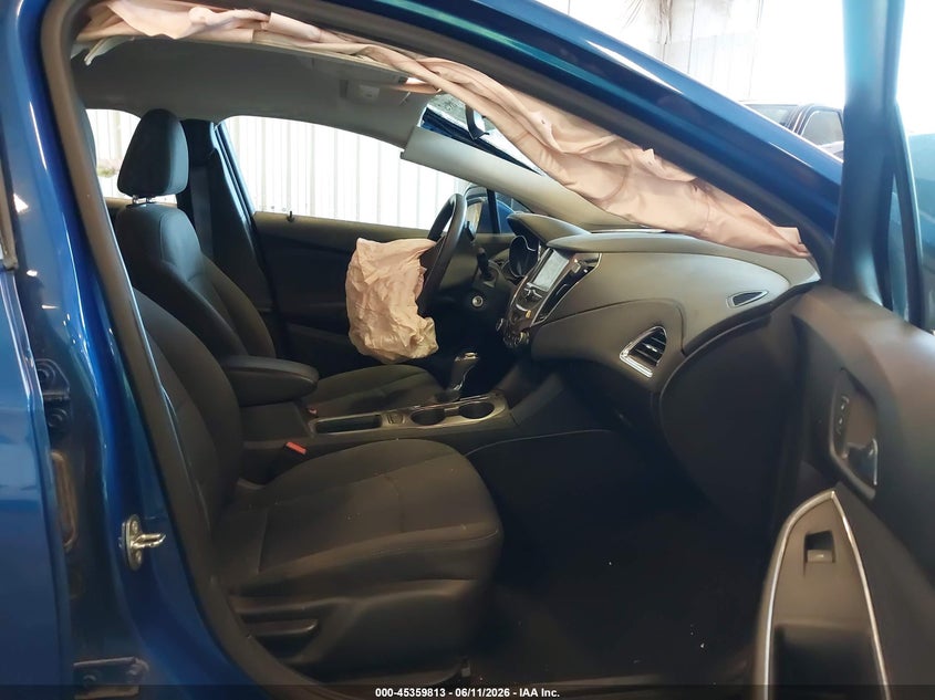 2017 CHEVROLET CRUZE auction photo 5