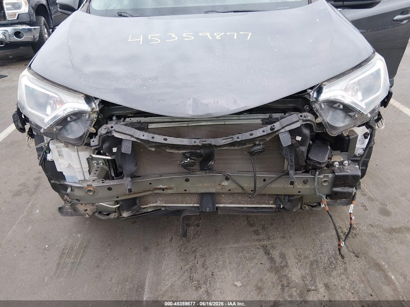 2018 TOYOTA RAV4 auction photo 6