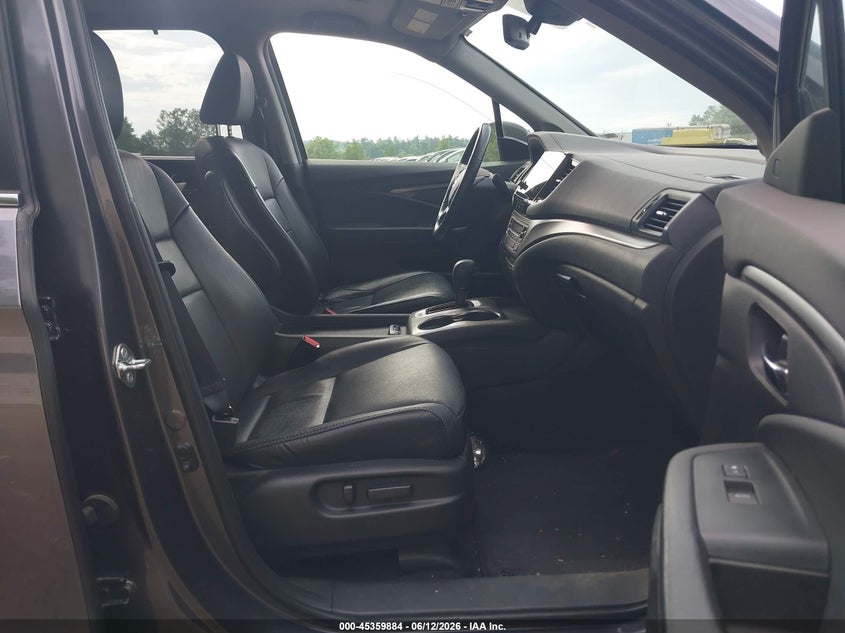 2019 HONDA PILOT auction photo 5