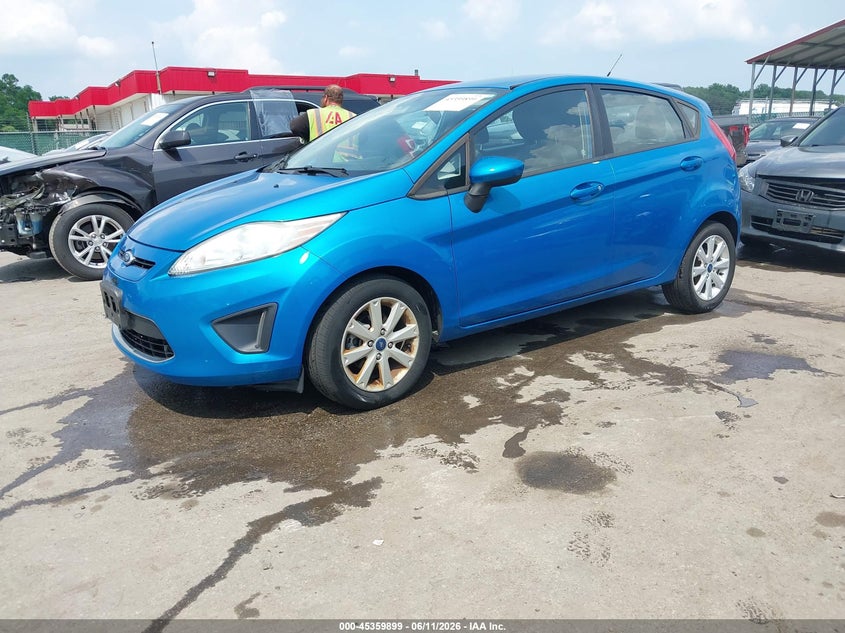 Vin: 3fadp4ej3cm170074, lot: 45857860, ford fiesta se 20122
