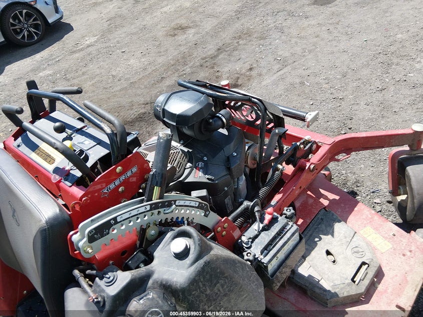 2025 EXMARK VERTEX RIDING MOWER auction photo 6